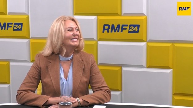 "Mam nadzieję, że do końca kadencji przynajmniej większość 100 konkretów będzie zrealizowana" - mówiła w Porannej rozmowie w RMF FM europosłanka Koalicji Obywatelskiej Elżbieta Łukacijewska. Warto przypomnieć, że były to obietnice, które miały zostać spełnione w czasie pierwszych 100 dni rządów Donalda Tuska. "Nieraz pan coś w rodzinie obiecuje, a potem się okazuje, że rzeczywistość nie pozwala zrealizować tego wszystkiego" - przekonywała rozmówczyni Roberta Mazurka.