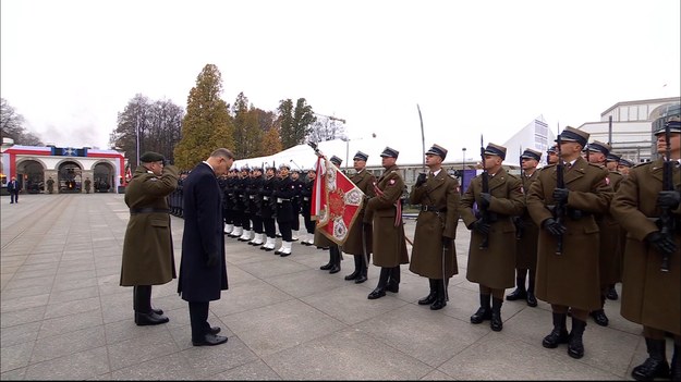 To jedna z najważniejszych dat w życiu każdego Polaka. 11 listopada, 106 lat temu, Polska odzyskała niepodległość. Z tej okazji w całym kraju wiele wydarzeń, główne obchody skupiają się jednak w Warszawie. Prezydent tradycyjnie wręczył też odznaczenia państwowe. Dla ''Wydarzeń'' Paulina Rutkowska.