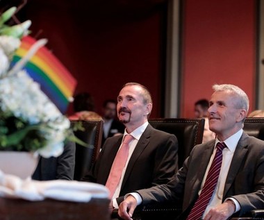 Tatuaż Ma Uchronić Niemki Przed Gwałtami Na Basenach