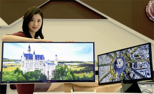  31MU95 - 31-inch Ultra HD / press materials 