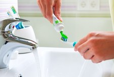 6 najczęstszych błędów, jakie popełniasz szczotkując zęby