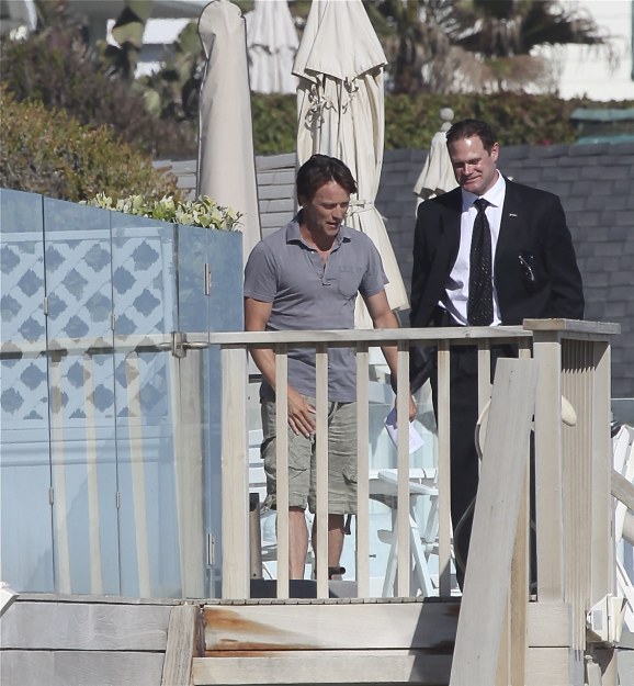 Aktor Stephen Moyer tuż przed uroczystością.