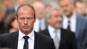 Alan Shearer domaga się nowego selekcjonera Anglii