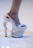 Alexander McQueen - detale - wiosna-lato 2010