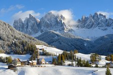 Alpy czy Dolomity - odwieczny dylemat narciarzy we Włoszech