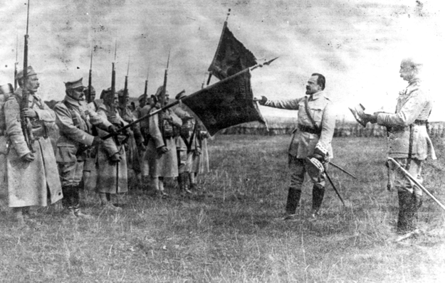 Armia polska we Francji - objęcie dowództwa przez generała Józefa Hallera / Fot. Archiwum Narodowego Archiwum Cyfrowego