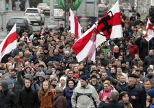 Białoruś: Tysiące osób na marszu na rzecz wolnych wyborów