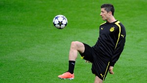 "Bild" o wymianie pomiędzy BVB i Bayernem: Pizarro za Lewandowskiego