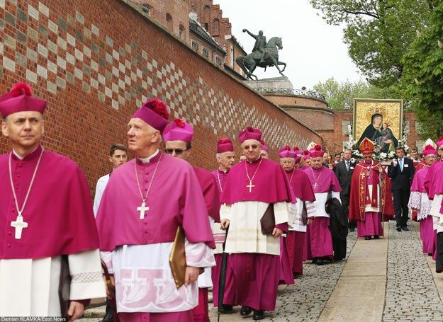 [Obrazek: 0004K6EBML3O4MRY-C122-F4.jpg]