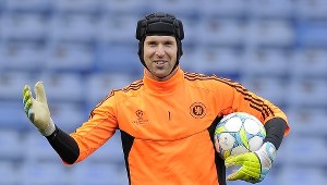 Bramkarz Chelsea Londyn i reprezentacji Petr Czech najlepszym piłkarzem Czech