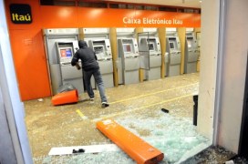 Brazylijczycy wyszli na ulice. Nie chcą mistrzostw