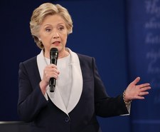 Clinton mobilizuje wyborców, by poszli do urn