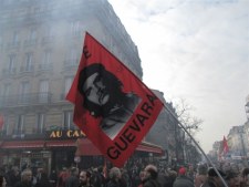 Demonstracje we Francji przeciwko zaciskaniu pasa