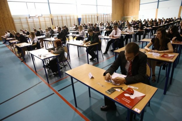 Matura 2010: Rozwiązania zadań z j. niemieckiego - p. rozszerzony Egzamin maturalny w III LO w Sopocie/fot. Łukasz Ostalski /poboczem.pl