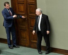 "Fakt": Kaczyński ma problem ze stawem kolanowym