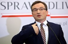 ​"Fakt": Rewolucja w sądach. Ziobro zwolni wszystkich sędziów? 