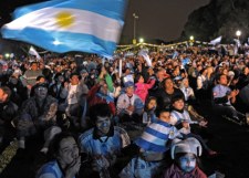 Fani Argentyny świętowali zwycięstwo w Buenos Aires