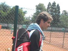Federer w drodze na trening. Film