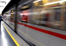 Francja: Przyszedł na świat w metrze. Przez 25 lat będzie jeździł nim za darmo