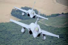 Francja rozpoczęła naloty zwiadowcze nad Syrią 