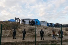 ​Francja: Rozpoczęto likwidację części "dżungli" pod Calais