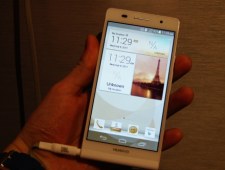 Huawei Ascend P6 - najsmuklejszy smartfon świata 