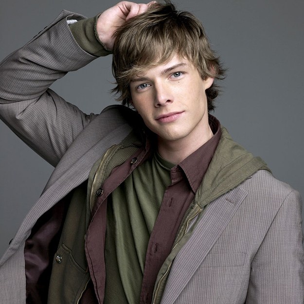 Hunter Parrish (Silas Botwin)