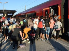 Imigranci w drodze do Niemiec. Obył się bez interwencji policji