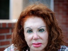 Jackie Stallone - co ona z siebie zrobiła?