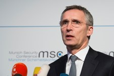 Jens Stoltenberg żąda wstrzymania rosyjskich nalotów w Syrii