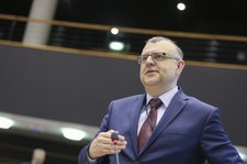Kazimierz Michał Ujazdowski w "Rz": Rząd nie powinien dezawuować Tuska