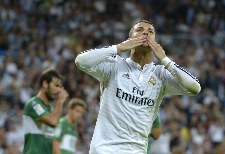 Kibice Manchesteru United: Wróć do domu, Cristiano!