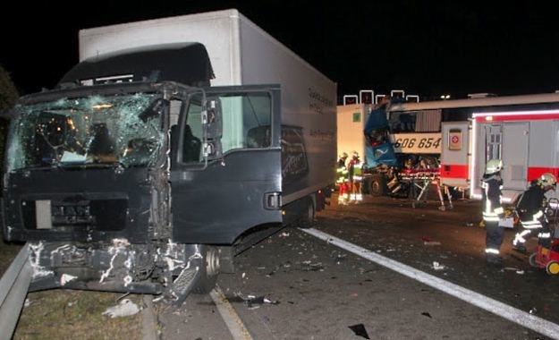 Niemcy Wypadek polskiego autokaru z dziećmi Wydarzenia w INTERIA PL