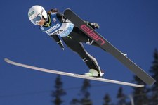 Kinga Rajda 36. w debiucie w PŚ w skokach narciarskich. Triumf Takanashi