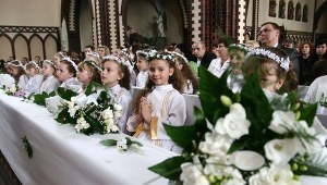 Komercjalizacja Pierwszej Komunii Świętej