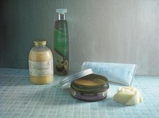 Kosmetyki, które warto wziąć do sauny