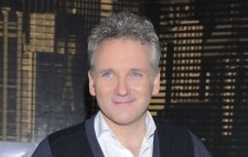 Kretowi sodówka uderzyła do głowy?