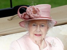 Królowa Elżbieta na otwarciu wyścigów Royal Ascot