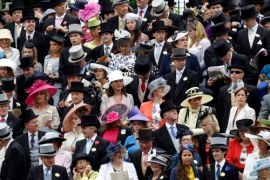 Królowa Elżbieta na otwarciu wyścigów Royal Ascot