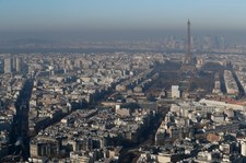 Krytyczny stan powietrza w Paryżu. Szpitale oblegane przez pacjentów
