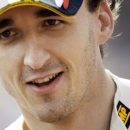 Kubica milczy. Dziennikarze spekulują. Powrót coraz mniej realny?