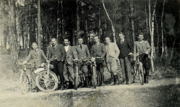 Maj 1946. Żołnierze AK-WiN z Placówki „02” „Las” Rudzica-Mikułowa. /Odkrywca