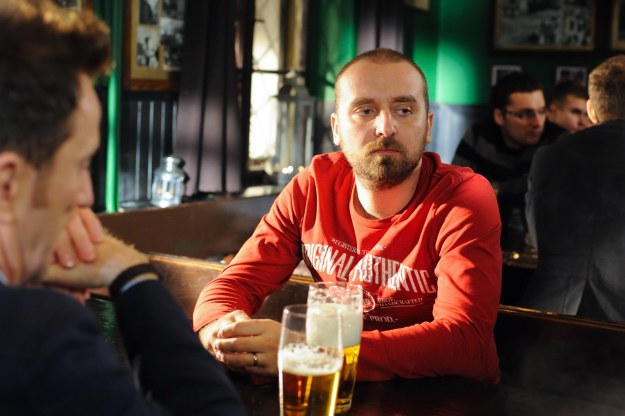 Mam słabość do... bardzo wielu rzeczy, tak wielu, że nie starczyłoby ani czasu, ani miejsca na ich wymienienie.

Najbardziej denerwuje mnie... głupota oraz to, że ludzie coraz częściej nie potrafią słuchać innych, bywają nieszczerzy i zakłamani.

Kłamię, gdy... tylko wtedy, gdy jest to konieczne.