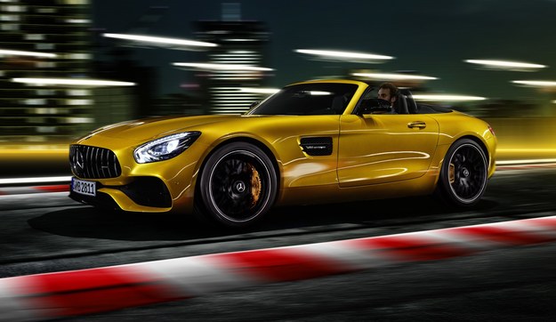 Mercedes-AMG GT S Roadster - nowość w gamie Mercedes-AMG GT S Roadster /Mercedes