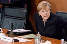 ​Merkel: Polityka uchodźcza bez zmian mimo wzmożonej agresji
