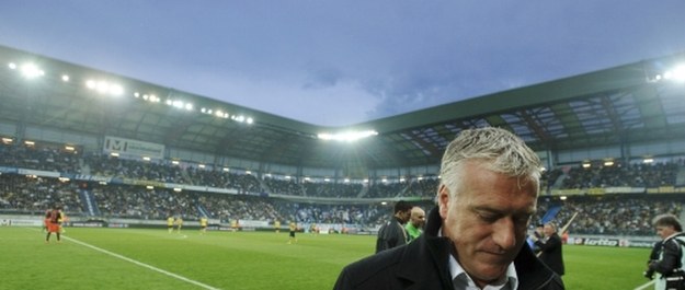"Milionerzy na co dzień, kloszardzi na boisku"
