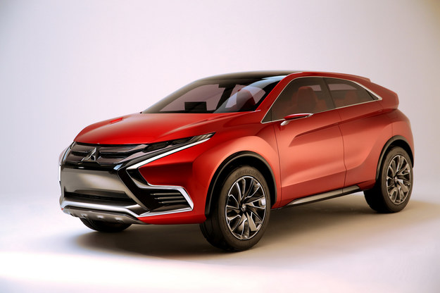 Mitsubishi Concept XR-PHEV II pojawi się w Genewie Mitsubishi Concept XR-PHEV II /Mitsubishi