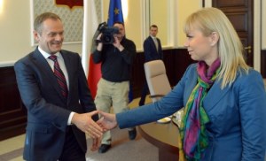 Mniej resortów, ale coraz więcej urzędników