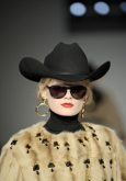 Moschino detale