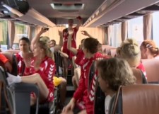 Na tę radość czekały od października. Polskie piłkarki ręczne zagrają na ME. Film